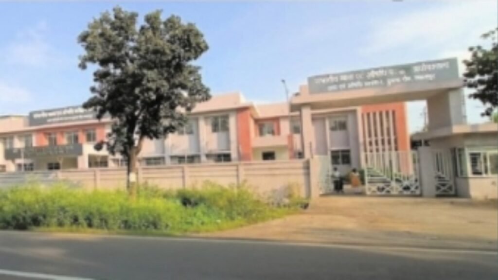MP news:संभागीय खाद्य एवं औषधि परीक्षण प्रयोगशाला जबलपुर में ड्रग की टेस्टिंग शुरू 3 20250104 103336 News E 7 Live