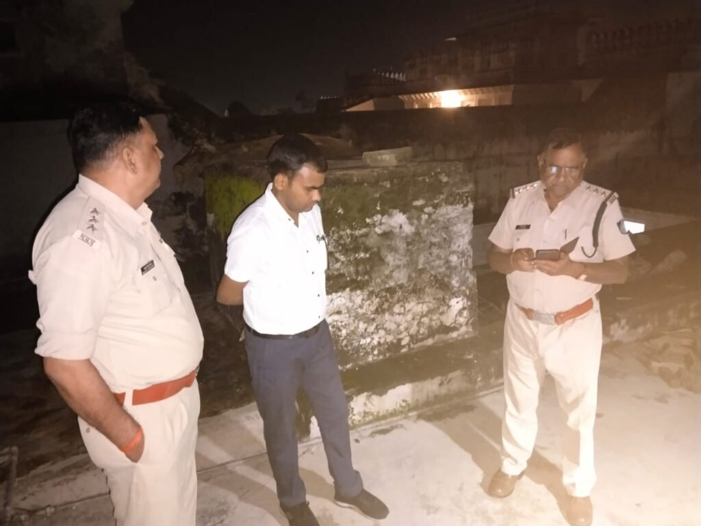 Satna news :चित्रकूट में पूर्व विधायक के घर दिल दहला देने वाली घटना: 24 वर्षीय युवती ने खुद को मारी गोली, 2 महीने बाद थी शादी 6 IMG 20250729 WA0123 News E 7 Live