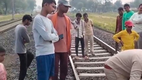 20251021 210415 News E 7 Live