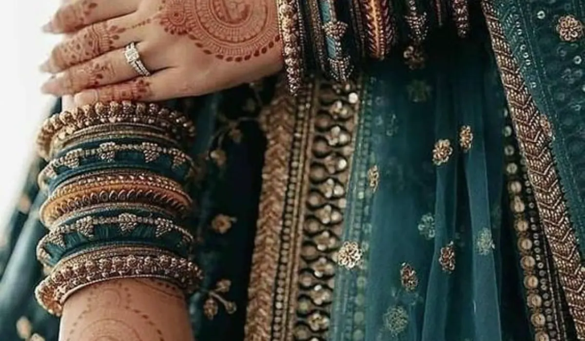Bangal set : दुल्हन के हाथों की रौनक बढ़ाने आए नए Bangle Sets , बाजार में बढ़ी खरीदारी 4 Bangle Sets g News E 7 Live
