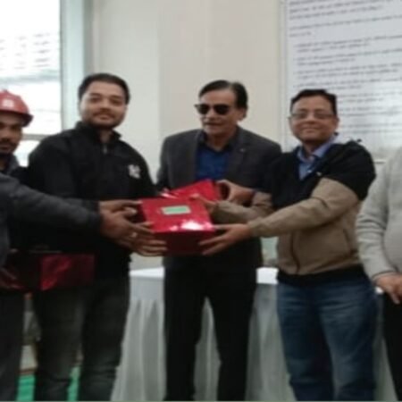 20251212 074441 News E 7 Live