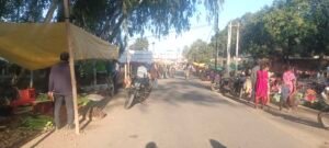 पाली का बुधवारी बाजार बना मौत का मोड़, नगर पालिका की लापरवाही से हर हफ्ते बढ़ रहा खतरा 2 IMG 20251210 152804 News E 7 Live