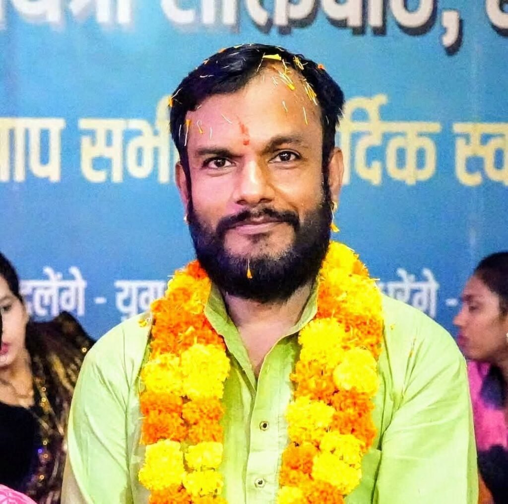 sidhi breaking:महिलाओं के आरोपों और वायरल कंटेंट के बाद हिन्दू,जागरण मंच ने प्रांत संयोजक सुमित जायसवाल को पद से हटाया” 5 IMG 20260108 WA0036 News E 7 Live