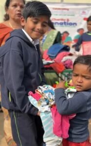 गणतंत्र दिवस पर सेवा का संकल्प: लिटिल स्टोरीज़ मिलेनियम स्कूल ने ज़रूरतमंदों के लिए लगाया दान शिविर 3 IMG 20260127 164025 News E 7 Live