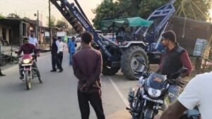 ब्राह्मण समाज का प्रदर्शन के बाद प्रशासन सख्त, अस्थायी अतिक्रमण हटाया