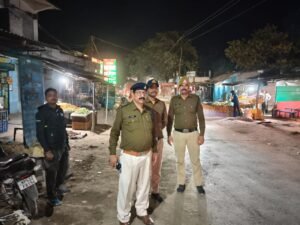सिहावल में सुरक्षा का पहरा मजबूत! नवागत चौकी प्रभारी ने रात में किया निरीक्षण.