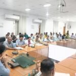 सीएम हेल्पलाइन में लापरवाही भारी,10 अधिकारियों पर गिरी गाज, दो दिन का वेतन काटने का सख्त आदेश