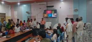 Sidhi news:जनसुनवाई में सीईओ जिला पंचायत ने सुनी 100 आवेदकों की समस्याएं