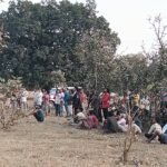 हाई टेंशन टावर में चढ़ा युवक घंटो मस्कत के बाद उतरा नीचे