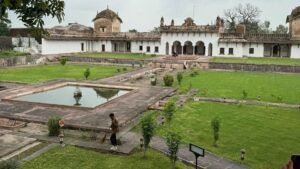 प्रदेश में 22 लाख आकांक्षी, युवा संगम में 2.35 लाख आवेदन आए, केवल 90 हजार को मिला रोजगार