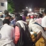 तेज रफ्तार बाइक डिवाइडर से टकराई, इंडियन आर्मी के जवान ने कहा– ‘देश की रक्षा करता हूं, यहां व्यवस्था देख रोना आता है’