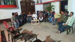 सिहावल-सुपेला में पूर्व पंचायत एवं ग्रामीण विकास मंत्री कमलेश्वर पटेल के घर समर्थकों का लगा तांता