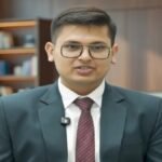 दिल्ली के अधिकारी अनुज अग्निहोत्री बने UPSC टॉपर, राजस्थान के रावतभाटा से है कनेक्शन