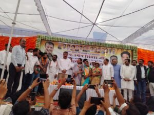 भाजपा से निर्दलीय, फिर आप और अब कांग्रेस… ऊषा कोल की नई राजनीतिक पारी, उमंग सिंगार की मौजूदगी में ली सदस्यता