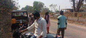 किडनैपिंग की आशंका से मचा हड़कंप,कंटेनर में सवार दो लोगों पर बच्चियों को उठाने की कोशिश का आरोप