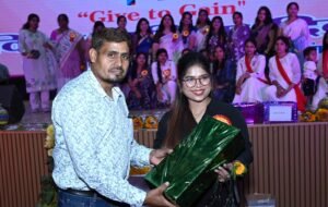 रिलायंस पावर ने शगुफ्ता मोबिन को किया सम्मानित, महिलाओं को आत्मनिर्भर बनाने में सराहनीय योगदान