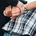 महिला की हत्या, बेटी से दुष्कर्म,पुलिस के हत्थे चढ़ा आरोपी, दोस्त के घर छिपा था कातिल