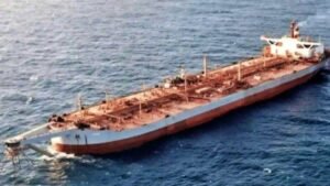 पश्चिम एशिया में तनाव के बीच राहत की खबर,कच्चा तेल लेकर भारत रवाना हुआ एक और तेल टैंकर