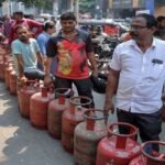 MP में गैस किल्लत के बीच अधिकारियों से भिड़ा उपभोक्ता, दी गालियां तो विभाग को लौटाने पड़े तीन सिलिंडर