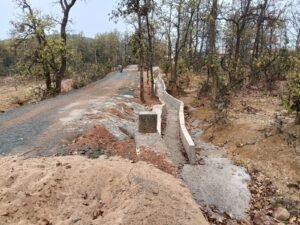 ग्राम विकास की राशि से लाभान्वित किया जा रहा निजी व्यावसायिक प्रतिष्ठानों को,है गजब का भ्रष्टाचार