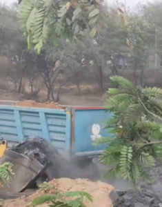 कोयले में मिट्टी घोटाला, जेसीबी से मिलावट, वजन बढ़ाकर करोड़ों का खेल