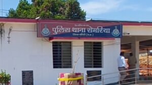 बच्ची की वापसी के नाम पर ₹50 हजार मांगने का आरोप, न्याय के लिए भटक रहा गरीब परिवार