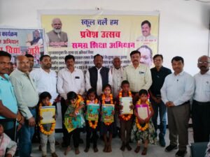 मन लगाकर पढ़ो, हम साथ हैं” विधायक टेकाम का भरोसा, “मेहनत से बन सकते हैं कलेक्टर-एसडीएम”शैलेंद्र द्विवेदी का संदेश