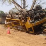 सीधी में बड़ा हादसा टला, CNG सिलेंडरों से भरा ट्रक पलटा, दहशत में आए लोग, प्रशासन ने संभाला मोर्चा