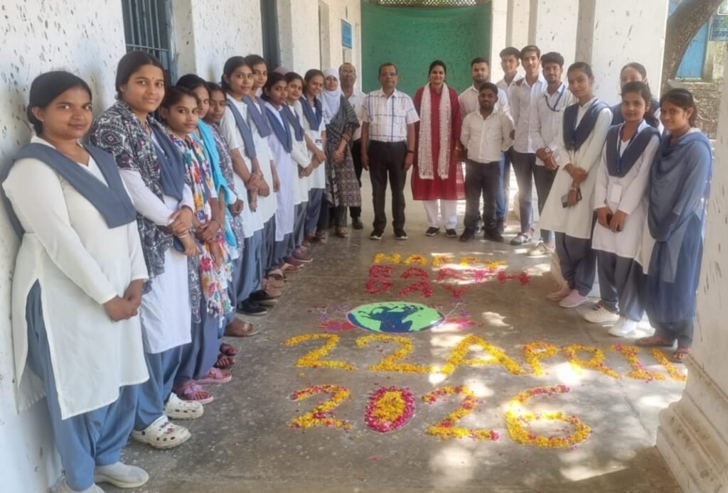 प्लास्टिक का उपयोग न कर, बिजली और जल को बचाकर पर्यावरण संरक्षण में दें योगदान- प्रोफेसर जैन 1 IMG 20260423 WA0009 News E 7 Live
