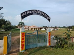 बिना ताला तोड़े उड़ गए 4 कंप्यूटर, घुनघुटी स्कूल में इनसाइड गेम का शक, जांच में जुटी पुलिस