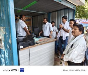 तहसील परिसर में मनमानी वसूली पर एसडीएम की सख्ती, दुकानों और रजिस्ट्री लेखकों की जांच, रेट लिस्ट लगाने के निर्देश