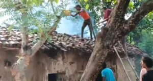 शॉर्ट सर्किट से लगी भीषण आग, गरीब परिवार का आशियाना और गृहस्थी का सामान जलकर खाक