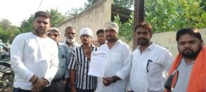 जनता इंतजार करती रही, मंत्री जी 100 मीटर दूर से निकल गए, जनकल्याण शिविर में नहीं पहुंचे प्रभारी मंत्री, उठे कई सवाल 7 IMG 20260617 162326 News E 7 Live