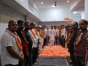 कुसमी व्यापारी संघ की नई कार्यकारिणी का गठन, मनोज गुप्ता बने अध्यक्ष।