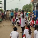 साप्ताहिक बाजार में गूंजा नशामुक्ति का संदेश, पुलिस ने नुक्कड़ नाटक से किया जागरूक