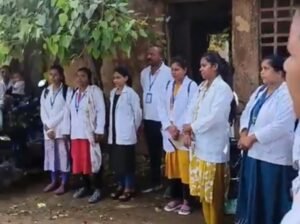 काम नहीं करोगे तो सीधे बर्खास्त कर दूंगा, फिर हाईकोर्ट जाते रहना"