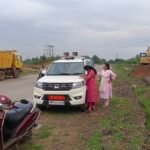 NH-43 किनारे अवैध मुरूम उत्खनन पर बड़ी कार्रवाई, टीबीसीएल कंपनी के 3 डंपर ,एक टेलर और पोकलेन जब्त