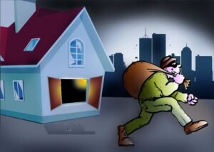 देर रात सूने घर पर चोरों का धावा, तीन लाख के जेवर और नकदी लेकर हुए फरार